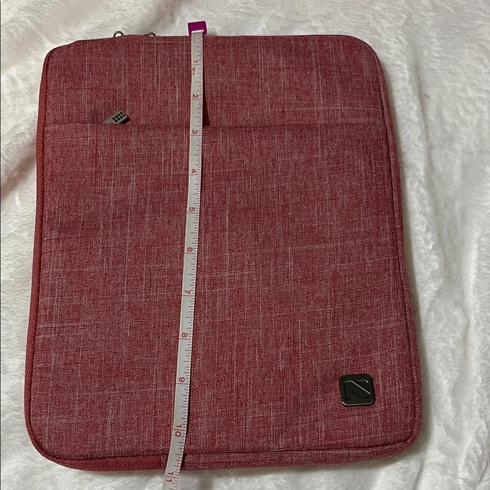Nidoo Red Tablet Sleeve
